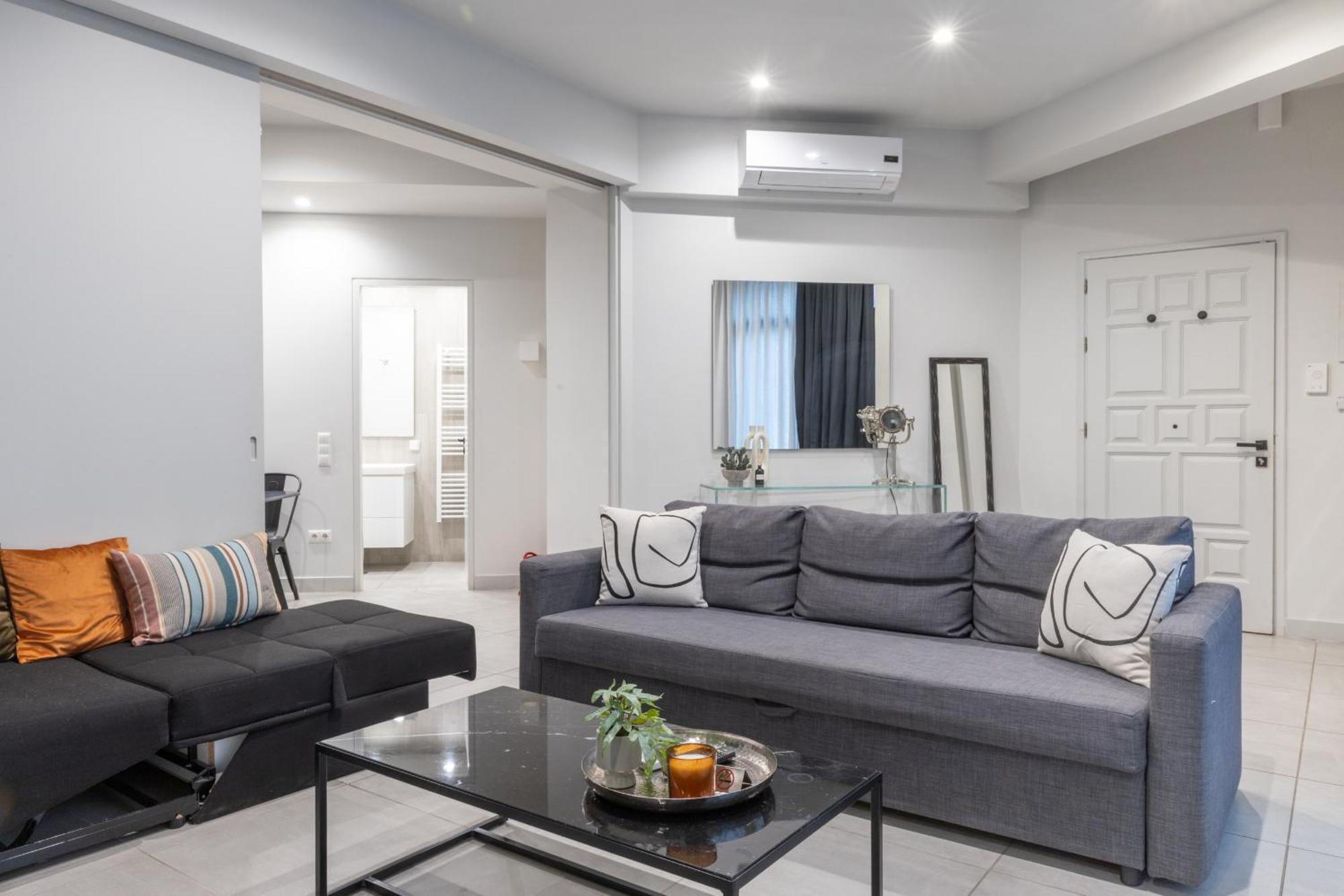 85 Sqm In The Heart Of Athens Shared Rooftop Deck Екстериор снимка