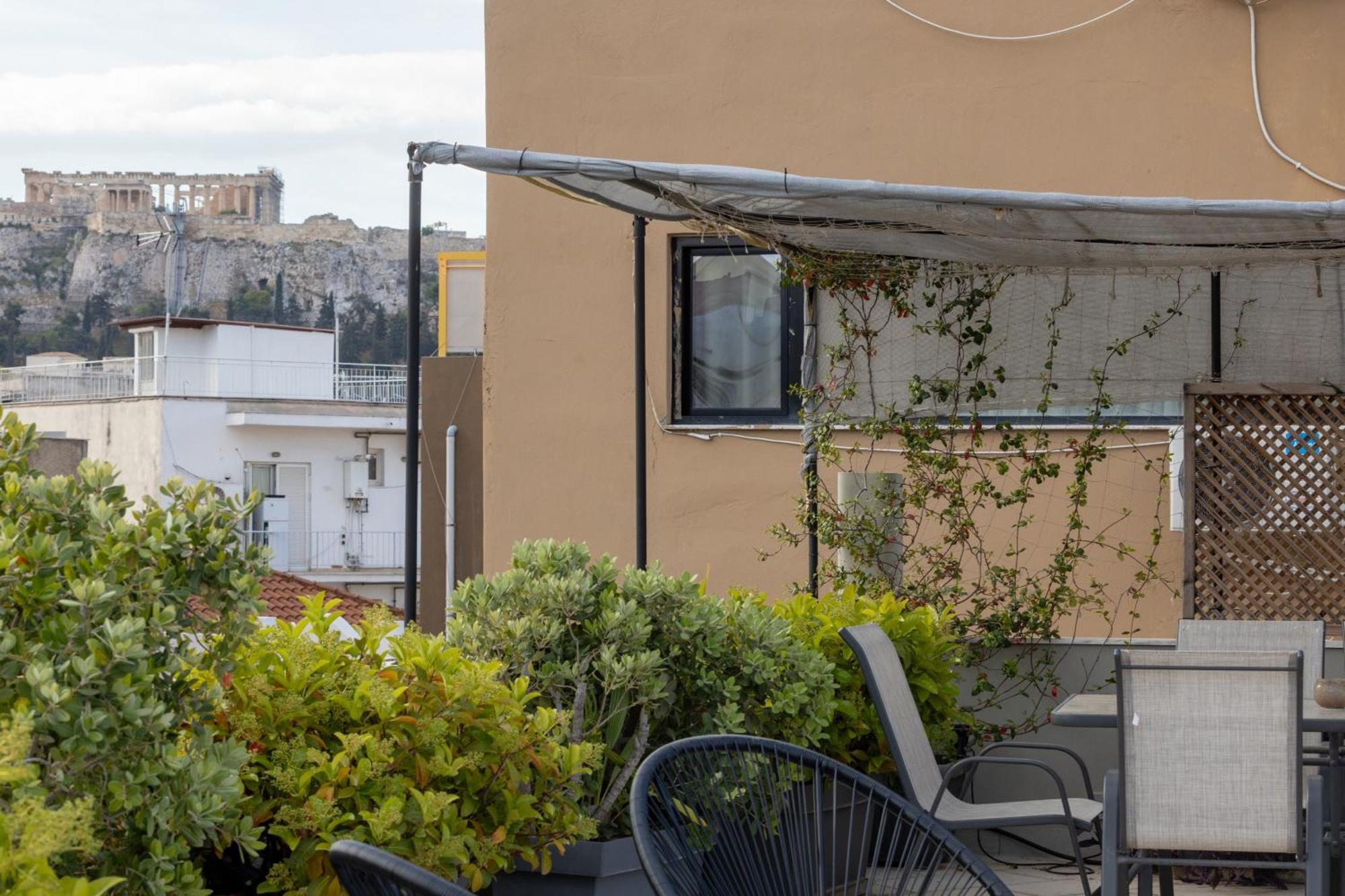 85 Sqm In The Heart Of Athens Shared Rooftop Deck Екстериор снимка